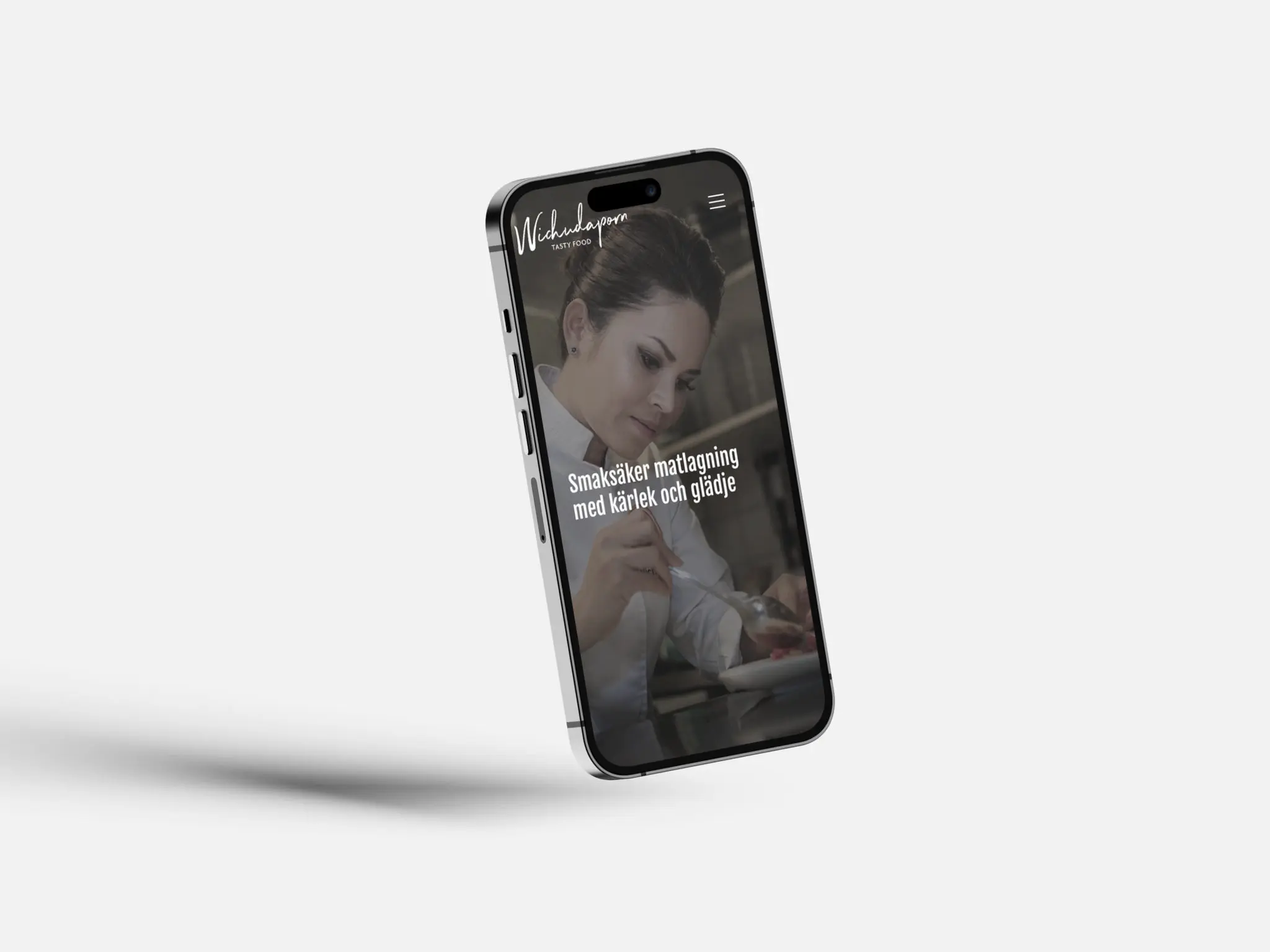 wichudaporn-ihpone12_mockup-2048×1536